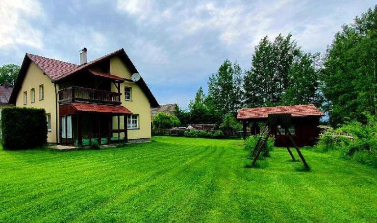 Apartmany Srni U Hlinska ฮลินสโก ภายนอก รูปภาพ
