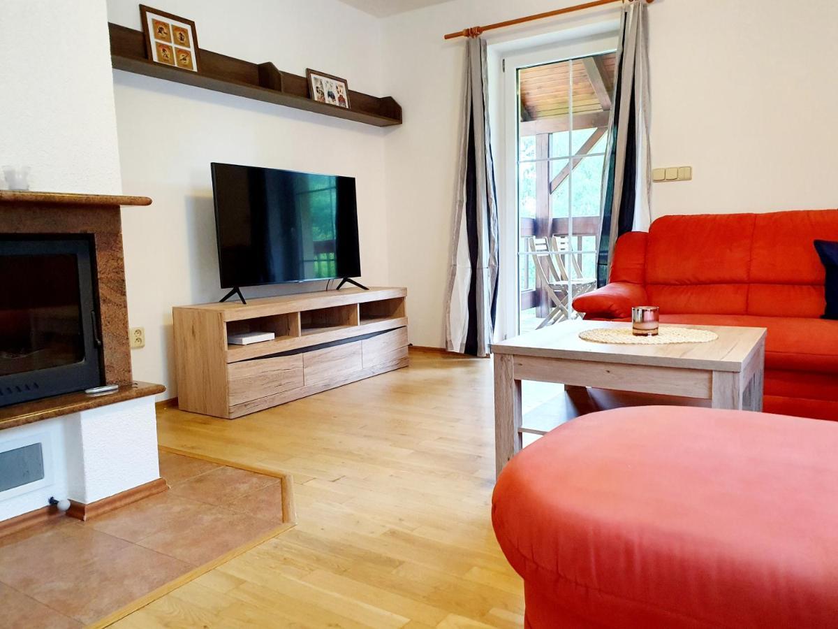 Apartmany Srni U Hlinska ฮลินสโก ภายนอก รูปภาพ