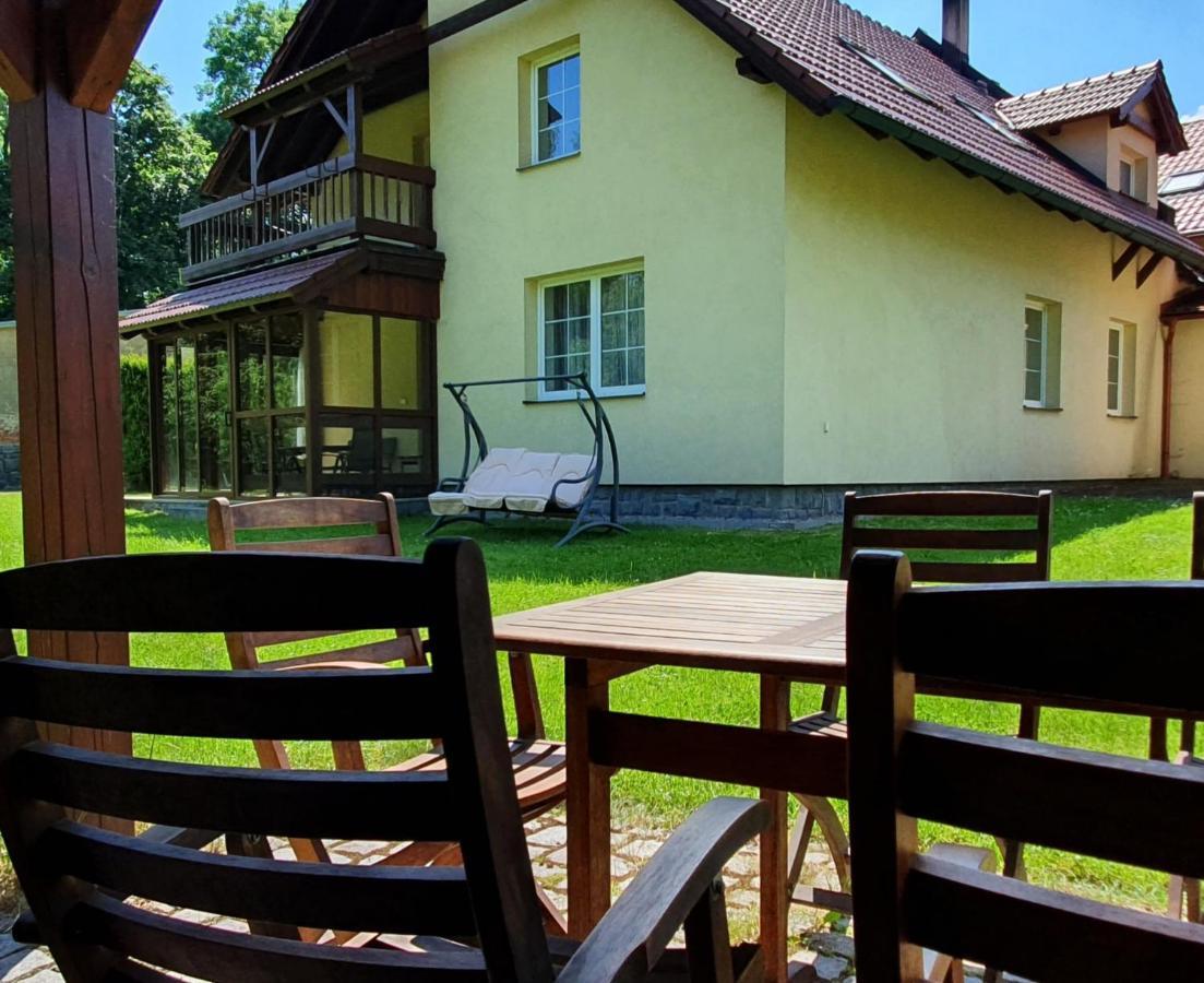 Apartmany Srni U Hlinska ฮลินสโก ภายนอก รูปภาพ